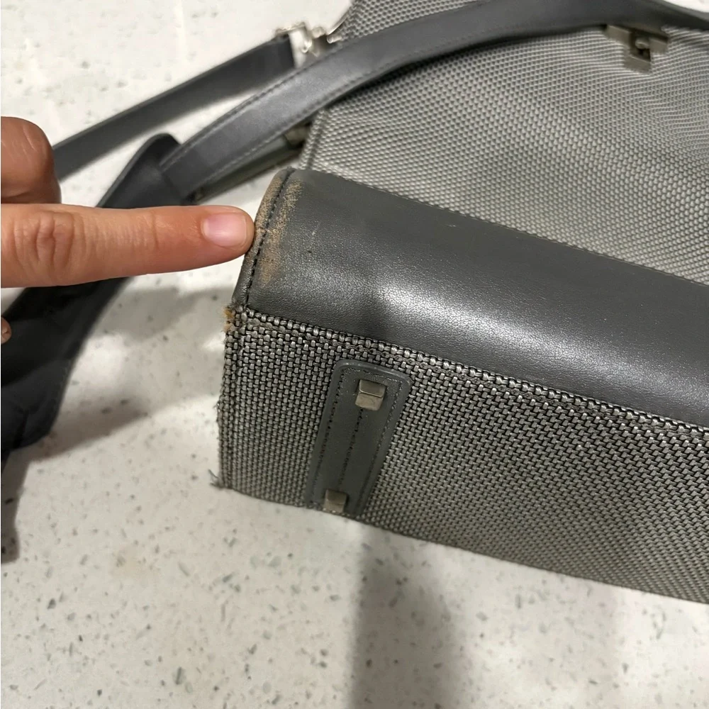 Tumi Gray Textured Men's Briefcase with Shoulder Strap